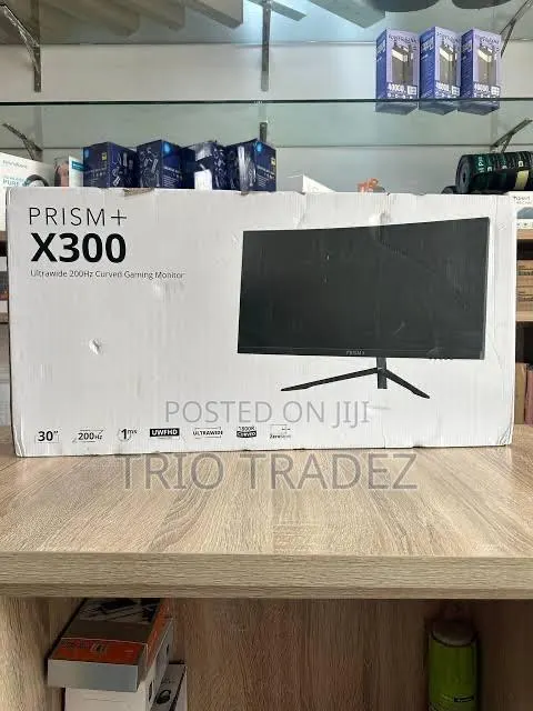 Prism+ Monitor X300 30” Ultrawide · Photo 1