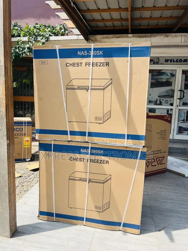 244l Chest Freezer Nasco Single Door · Photo 1