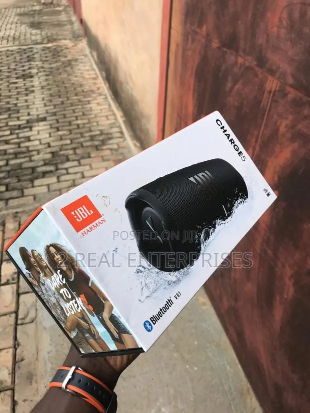 JBL Charge 5 Bluetooth Speaker From Uk · Photo 1