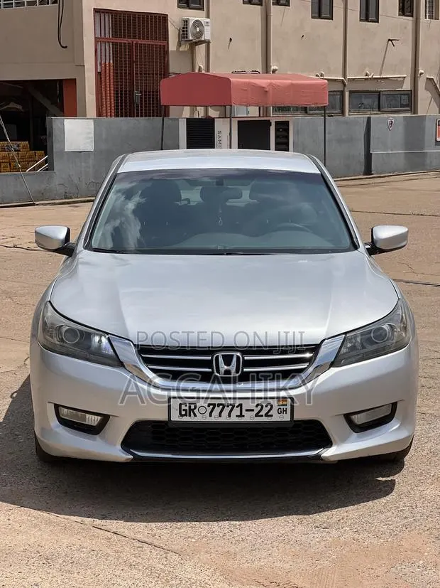 Honda Accord EX 2dr Coupe FWD (2.4L 4cyl 2A) 2013 Silver · Photo 1