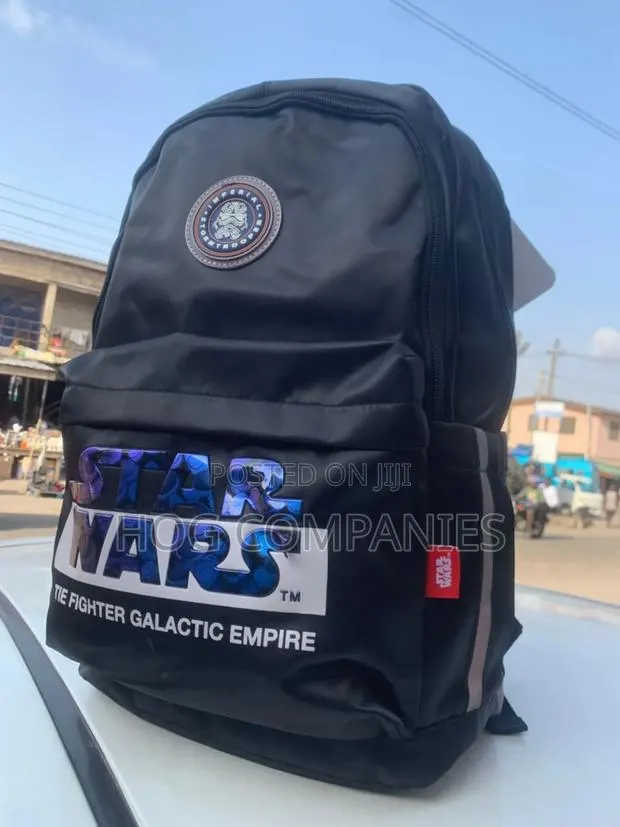 Black Star Wars Backpack · Photo 1