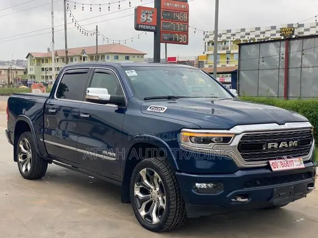 Dodge RAM 2020 Black · Photo 1