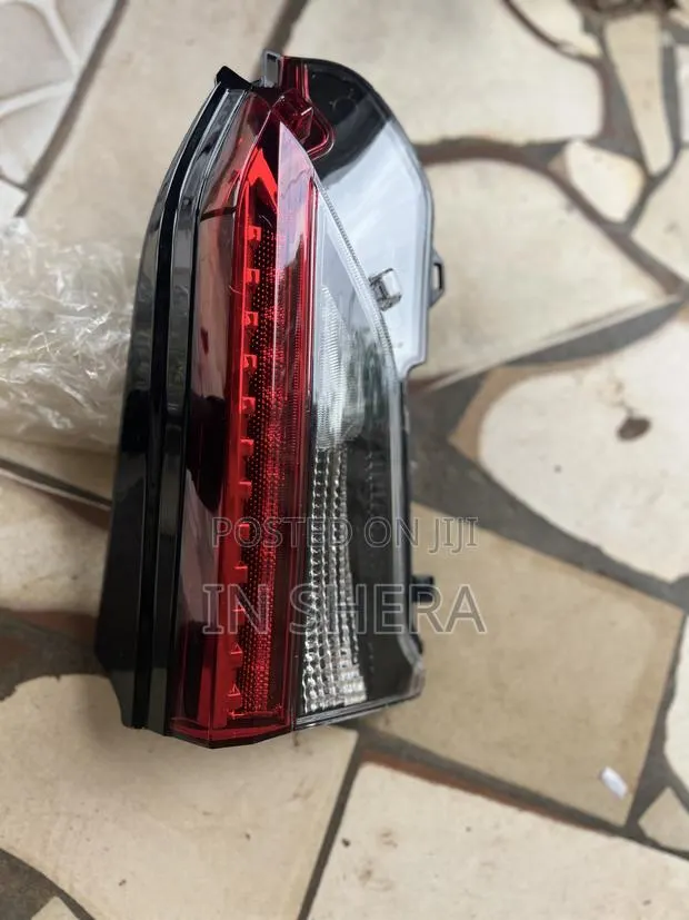 Toyota RAV4 Taillight 2020 2021 2022 2023 2024 · Photo 1