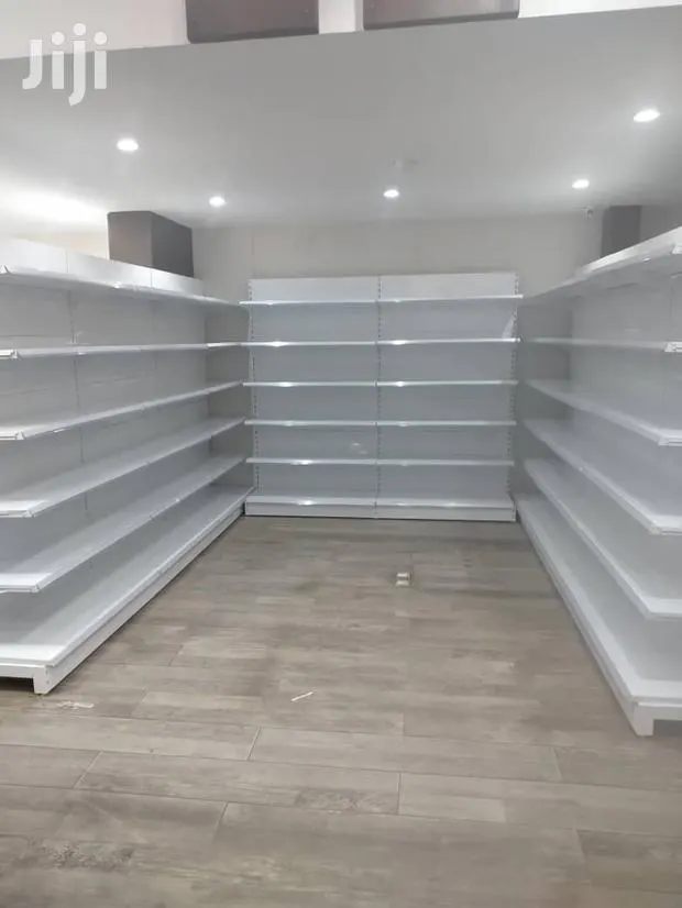 Supermarket Shelves · Photo 1