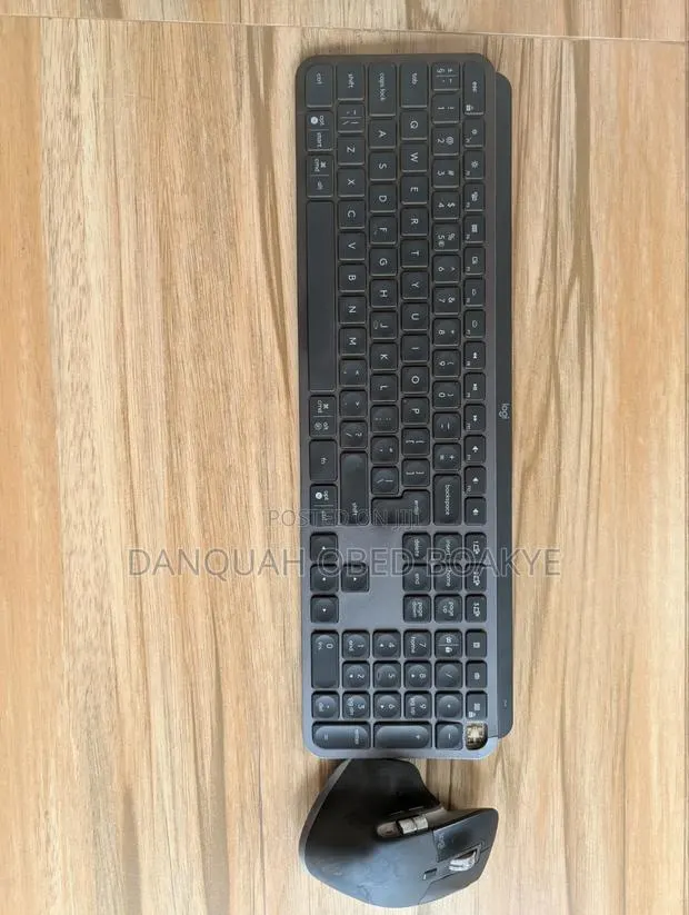 Logitech Mx Keys and Master 3s Combo · Photo 1