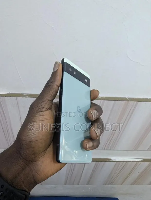 Google Pixel 6a 128 GB Green · Photo 1