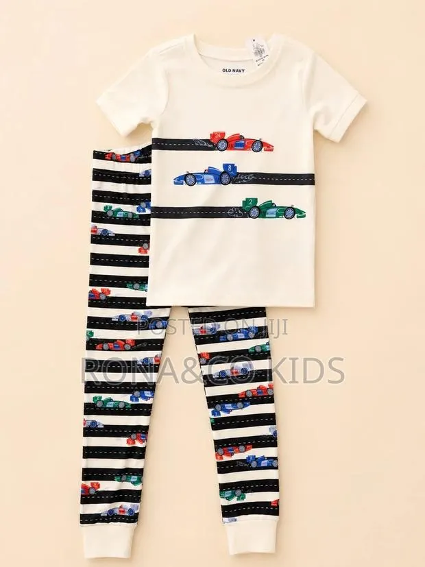 Old Navy 2 Piece Toddler boyPj Set · Photo 1
