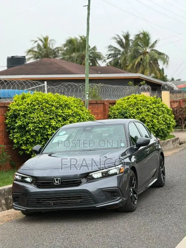 Honda Civic EX CVT 2024 Gray · Photo 1