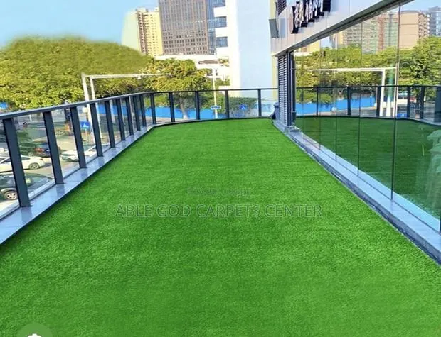 Artificial Grass Carpets / Astroturf for Pools, Balconies and Rooftops · Photo 1