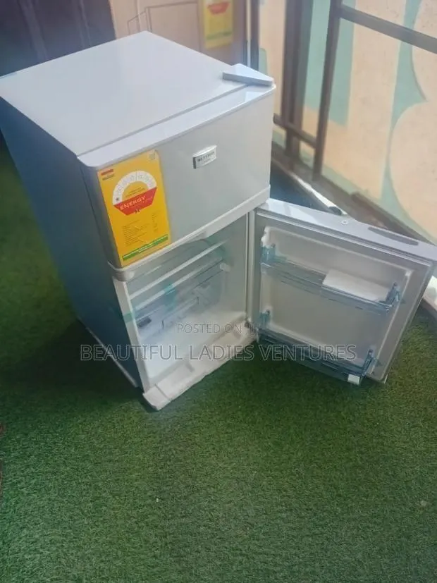 Westpool Freshness Keeper Fridge · Photo 1