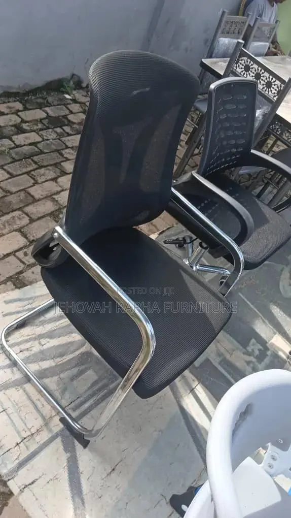 Waiting Chair · Photo 1