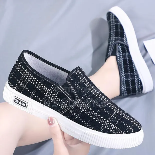 Cloth Shoes Fashionable Round Toe Style Sports Breathable An · Photo 1
