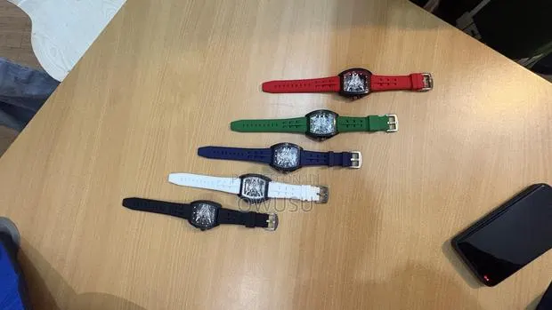 Men’s Fashion Watches · Photo 1