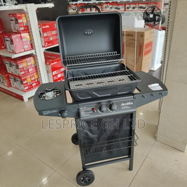 Nice and Portable 2 Burner Gas Black BBQ Grill From Decakila · Photo 1