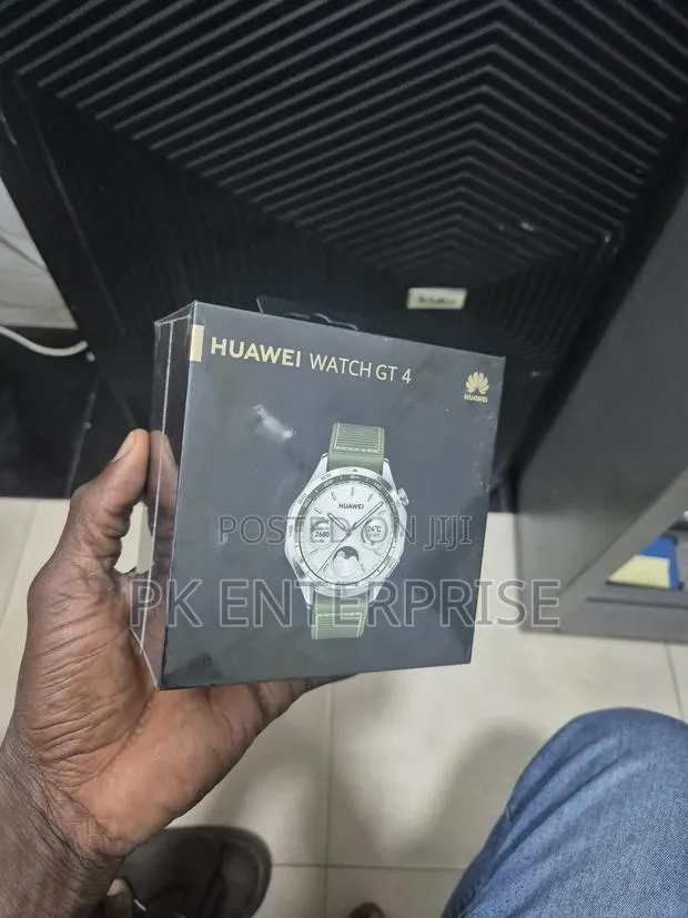 New Huawei Watch Gt 4 · Photo 1