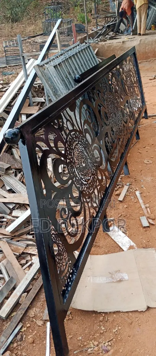 Fantastic Metal Stairs · Photo 1