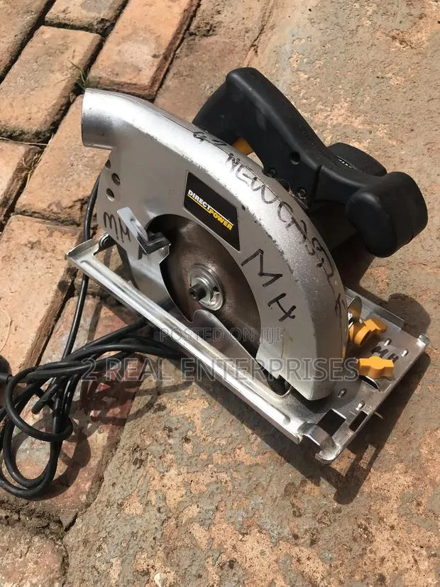 Direct Power Circular Saw 1200w · Photo 1