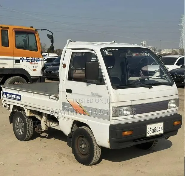 Mini Trucks for Rent and Hiring · Photo 1