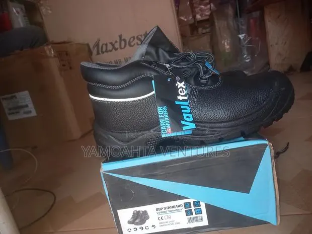 Safetoe Boot (Safety Boot) · Photo 1