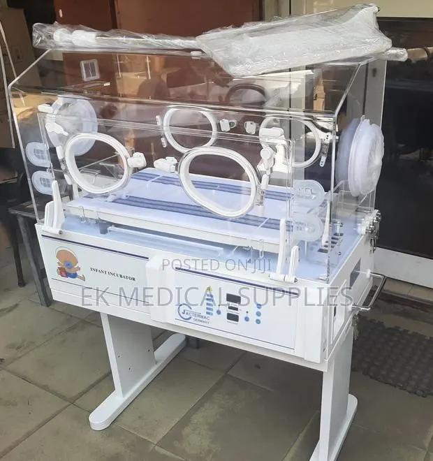 Baby Incubator Standard · Photo 1