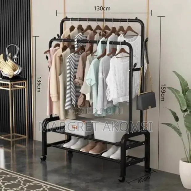 Multipurpose Clothes Hanger · Photo 1