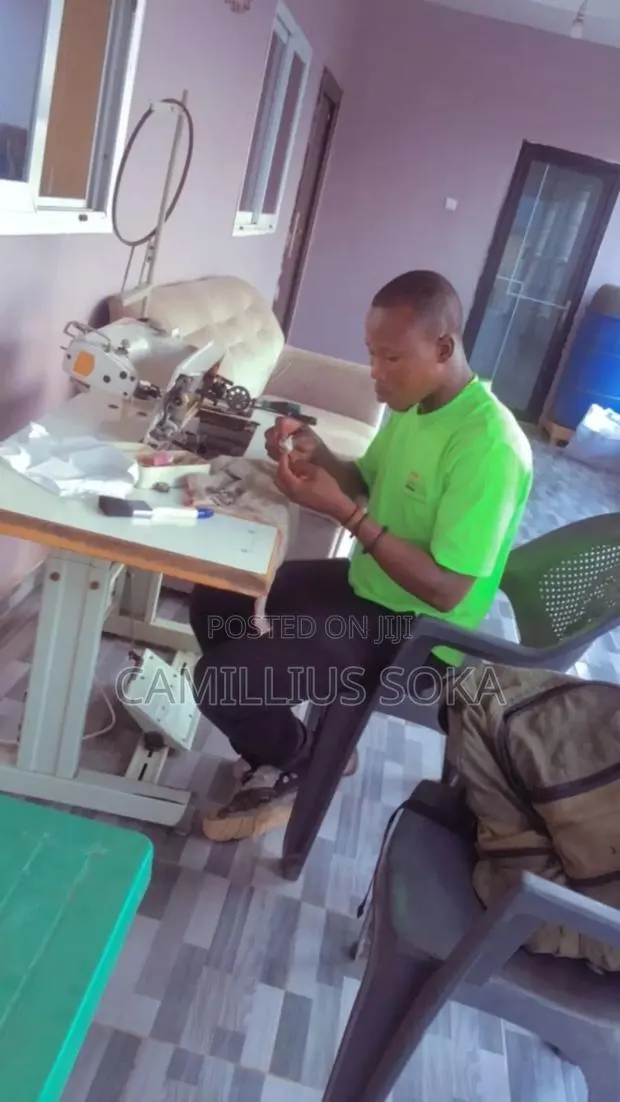 Sewing Machine Mechanic · Photo 1