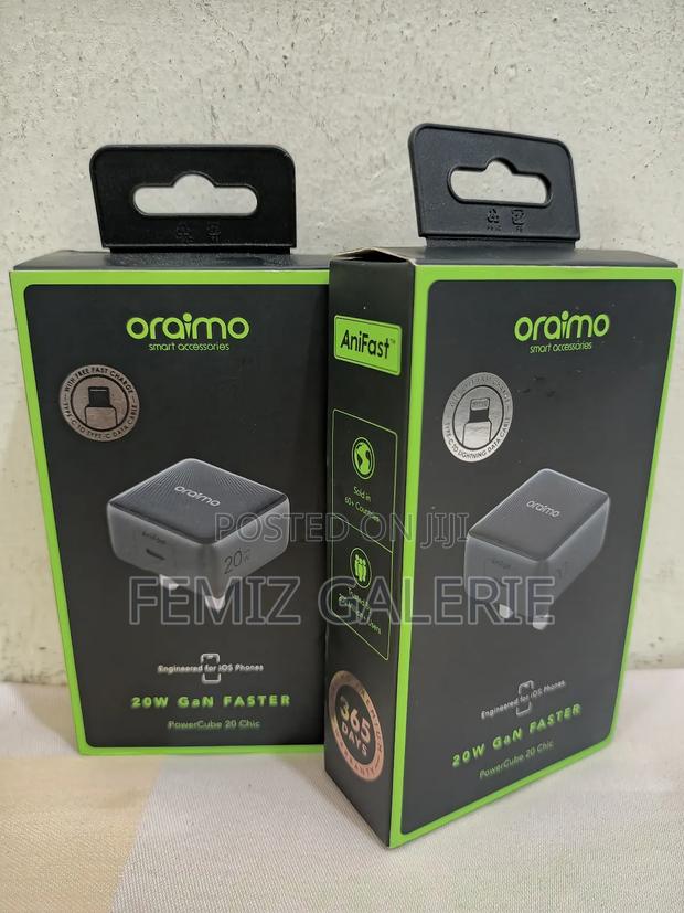 Oraimo 20w Powercube Charger + C-to-C/C-to-Lightning Cable · Photo 4