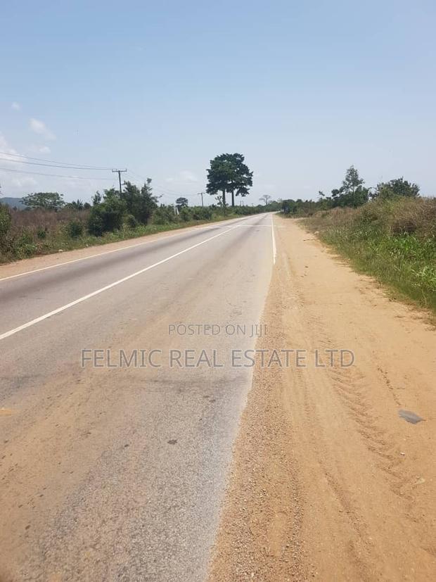 2 Acres of Land at Gomoa Simbrofo Abt 5 Mins From Winneba Junct For · Photo 4