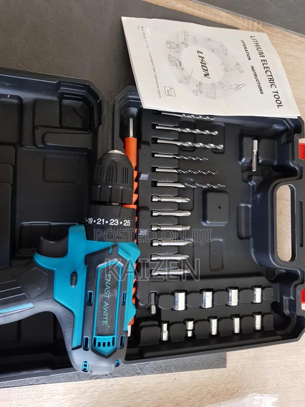 Rechargeable Drilling Machine · Photo 2