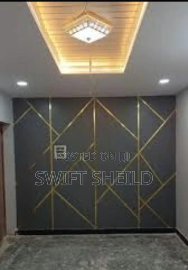2cm X 50m Gold Tape for Wall Decor · Photo 2