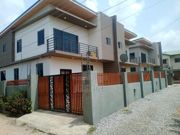 3bdrm House in West Legon for rent · Photo 2