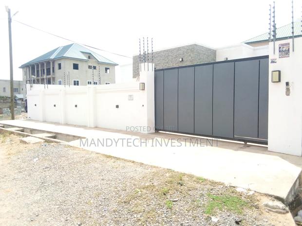 4bdrm Villa in Lake Side Estate for sale · Photo 2