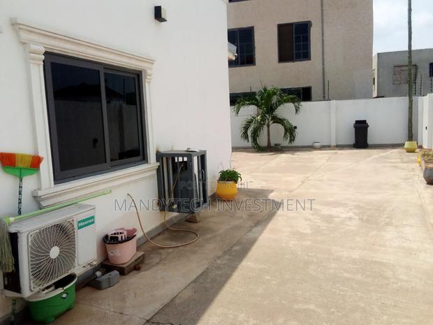 4bdrm Villa in Lake Side Estate for sale · Photo 6