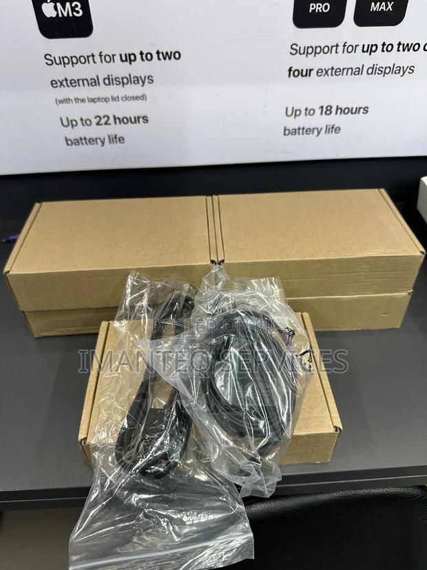 Original Microsoft Surface Pro Surface Laptop Charger · Photo 1