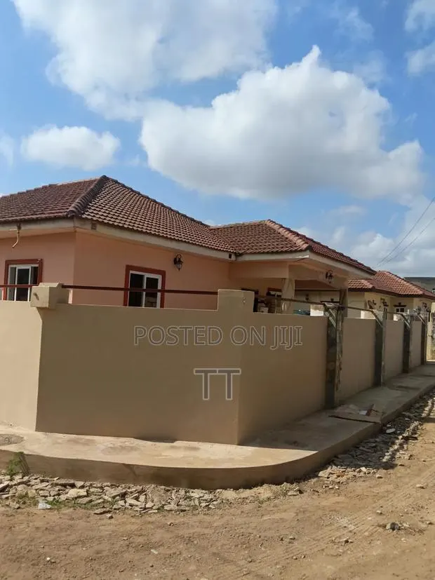 3bdrm House in Spintex Shell, Coca Cola for rent · Photo 1