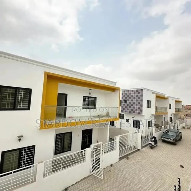 4bdrm Duplex in Com18, Spintex for sale · Photo 1