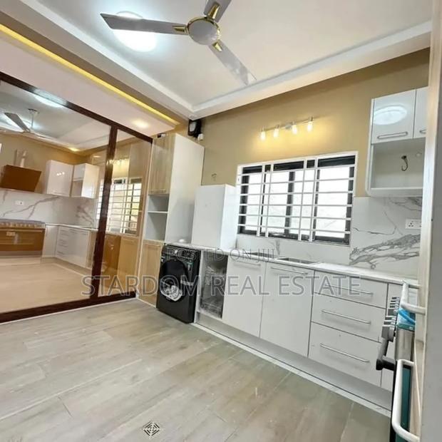 4bdrm Duplex in Com18, Spintex for sale · Photo 3