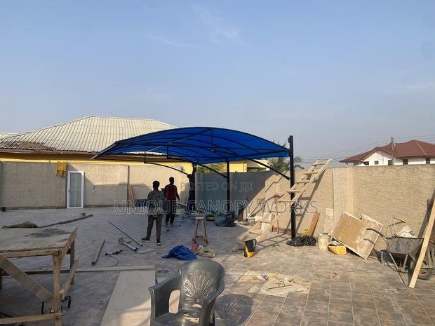 Durable Car Parking Tents · Photo 3