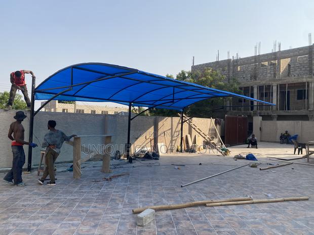 Durable Car Parking Tents · Photo 2