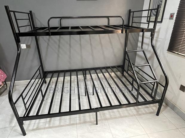 Children and Adults Metal Triple Bunk Bed Frame · Photo 1