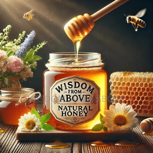 Raw and Unprocessed Natural Honey - 100% Natural · Photo 2