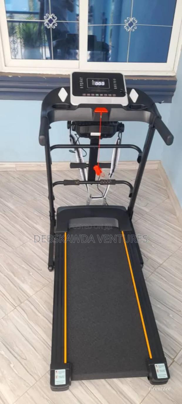 Treadmill 120kg With Music Function and Massager(Foldable) · Photo 2