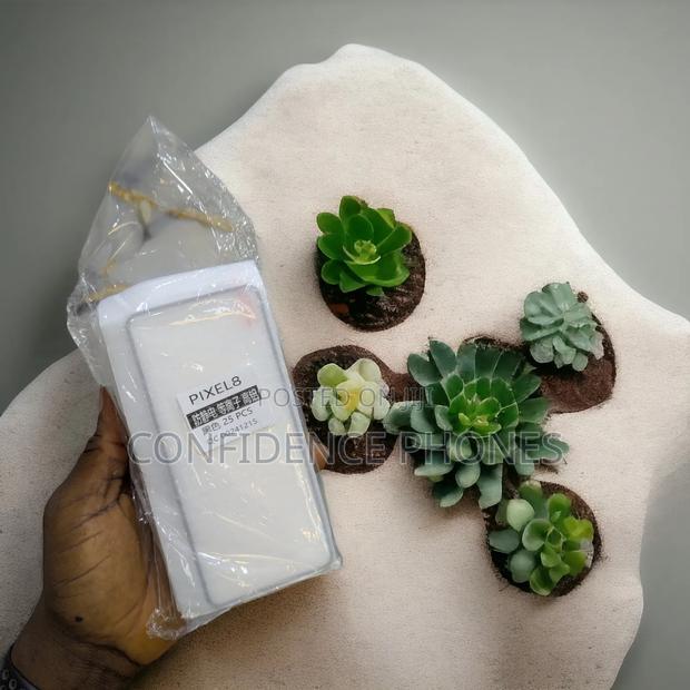 Google Pixel 8 Protector · Photo 2