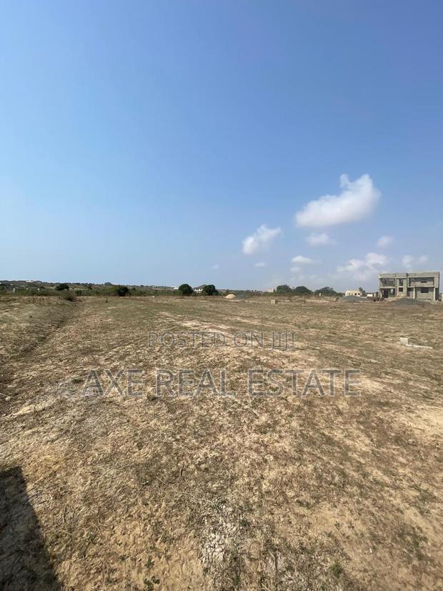 Great Location for Your Future Homes · Photo 2