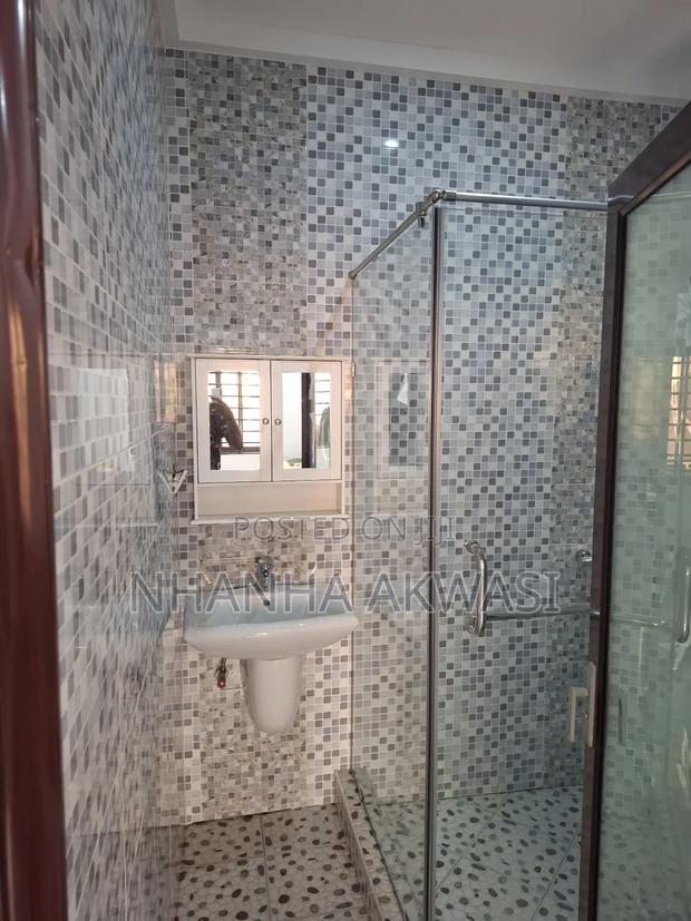 3bdrm Apartment in Lashibi Mf, Tema Metropolitan for rent · Photo 2