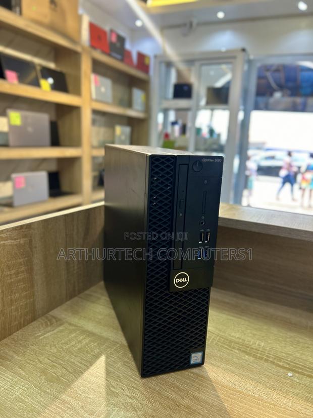Desktop Computer Dell OptiPlex 3060 8GB Intel Core I3 HDD 500GB · Photo 2