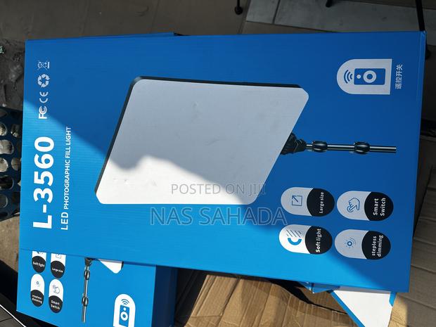 L-3560 Led Photographic Fill Light With Stand · Photo 3