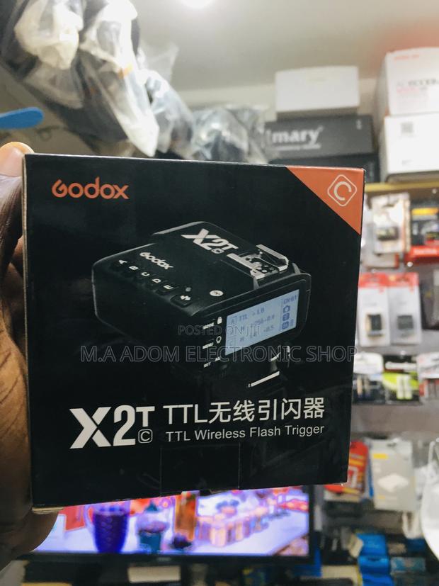 X2T Wireless Flash Trigger · Photo 2