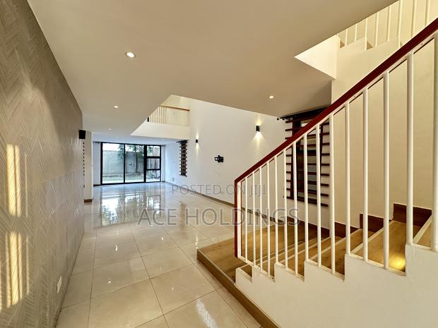 4bdrm House in Adjiringanor, Adjiriganor for sale · Photo 5