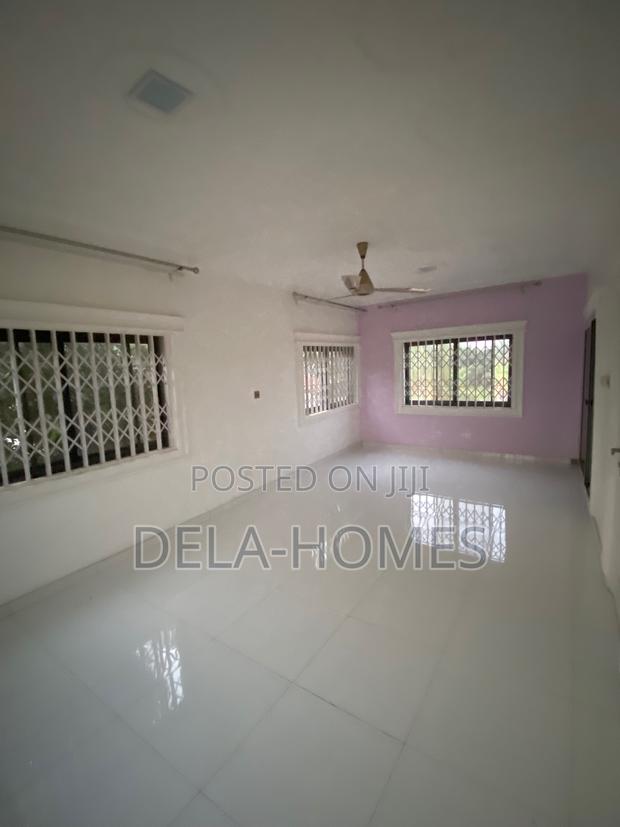 2bdrm Apartment in Adenta for rent · Photo 2